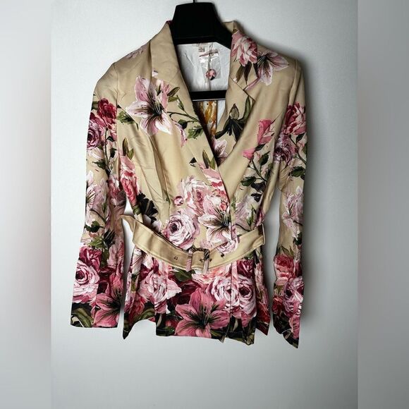 Tan Floral pants Suit roses - Picture 5 of 12